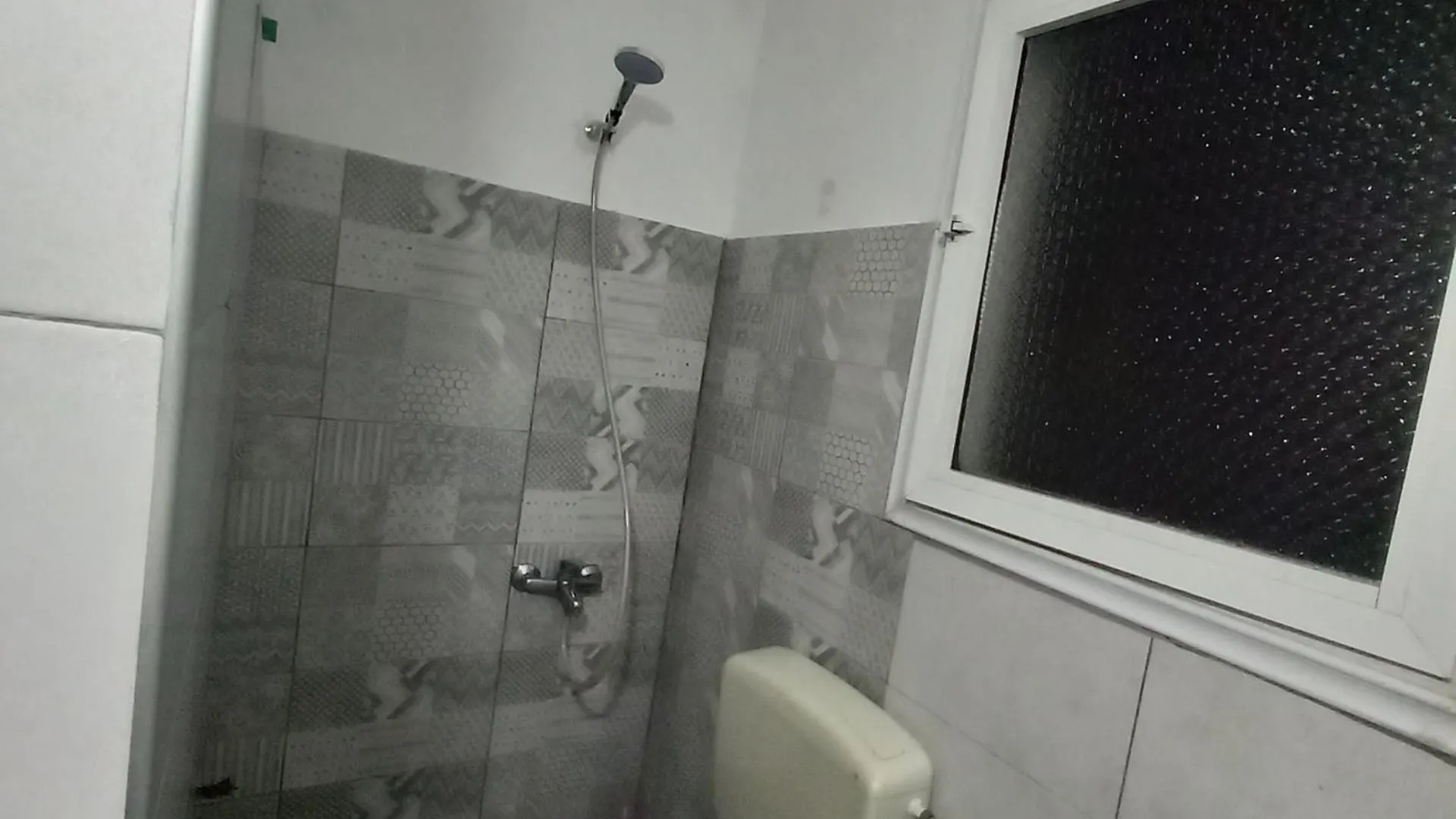 Beta Rest Room Vlore